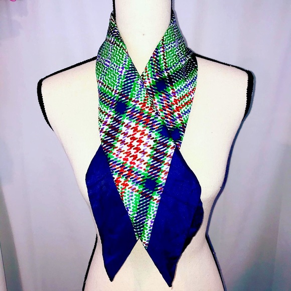 Vintage Accessories - Beautiful Vintage navy plaid scarf 🧣